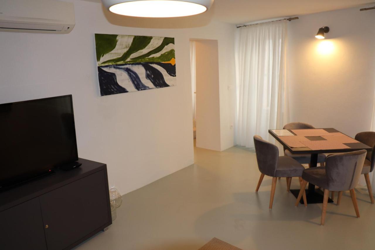 Apartment Adriatico Eterno 2 Rovinj Exterior photo